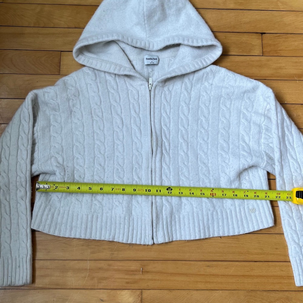 Sunday Best Aritzia Merino Wool Cable Knit Zip Up Cropped Hoodie Cream White M - Picture 7 of 7